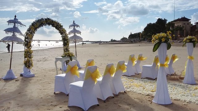 wedding bali beach