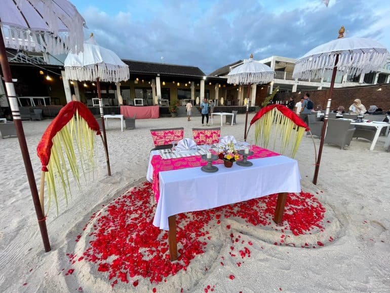 romantic dinner table